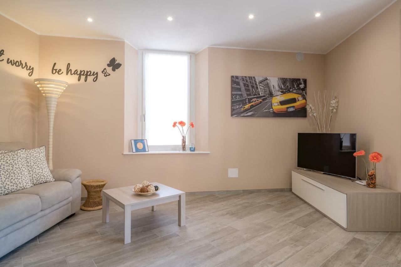 Casa Dei Platani Wi-Fi Parking Free Apartment San Siro  Luaran gambar